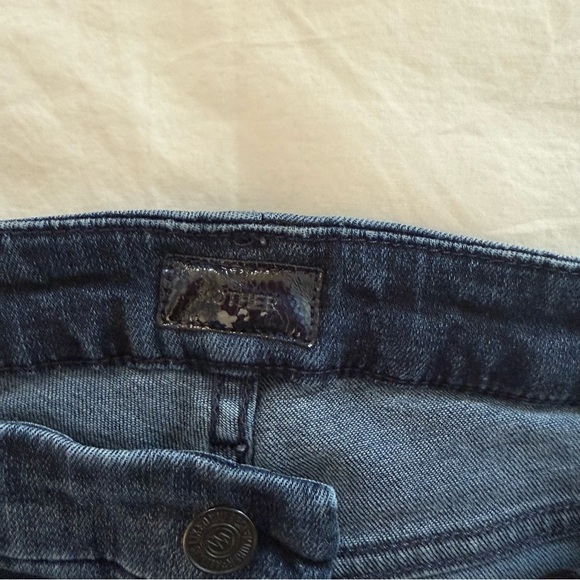 MOTHER The Looker Ankle Fray Jeans - Picture 4 of 14